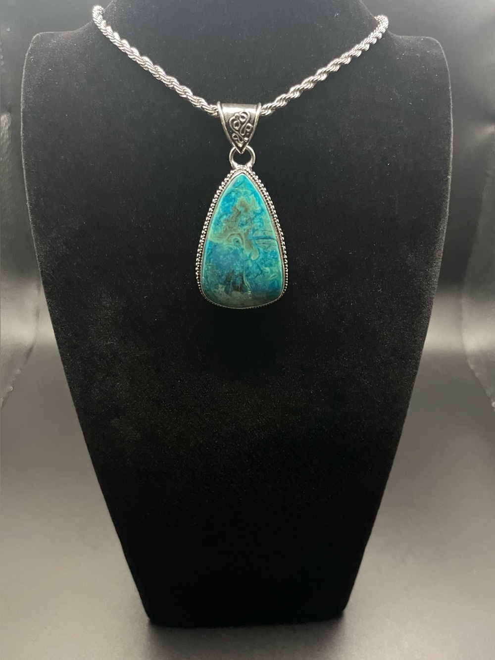 Massive approx 38mmLx 22mmw. 925 sterling silver Chrysocolla pendant. 16.56 g